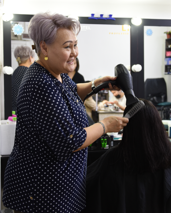 Aigul Dotalieva in her salon